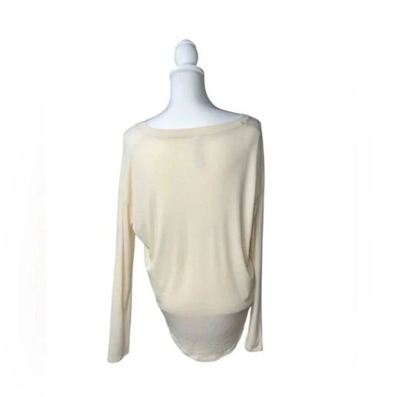 Athleta Womens M Oatmeal Beige Long Sleeve Ribbed Tshirt - Picture 4 of 6
